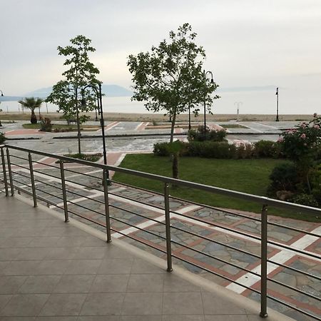 Villa Un bel posto Sea View Vrasná Esterno foto