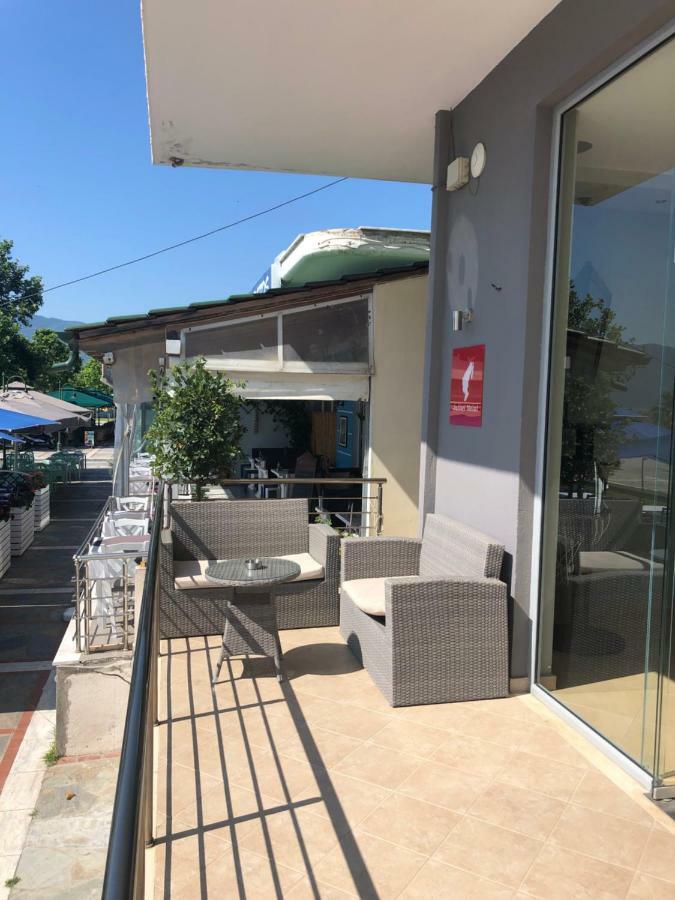 Villa Un bel posto Sea View Vrasná Esterno foto