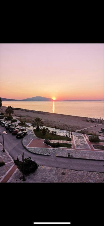 Villa Un bel posto Sea View Vrasná Esterno foto