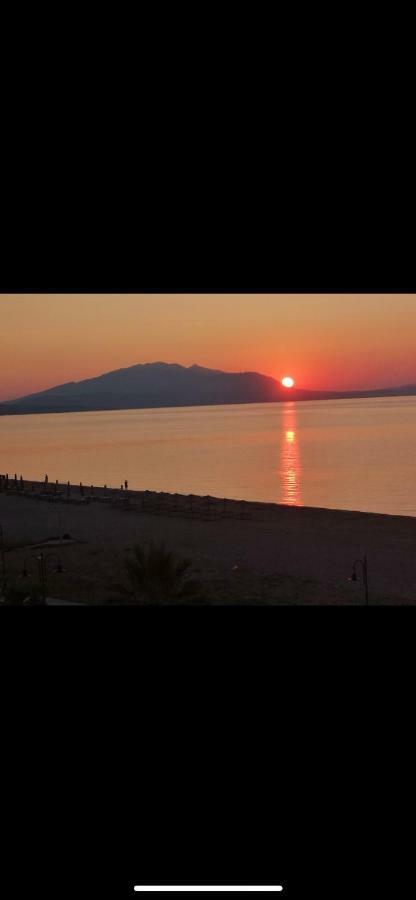 Villa Un bel posto Sea View Vrasná Esterno foto